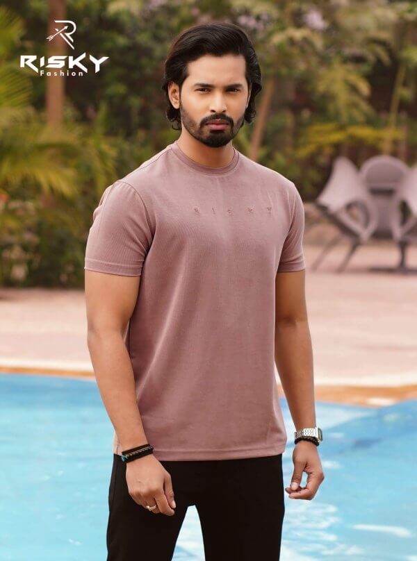 T16 Risky All-Day Tee